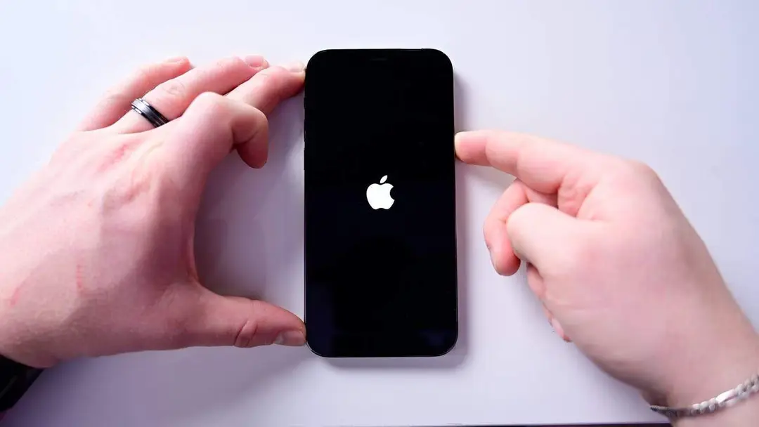 38323 73018 force restarting iphone 12 pro xl