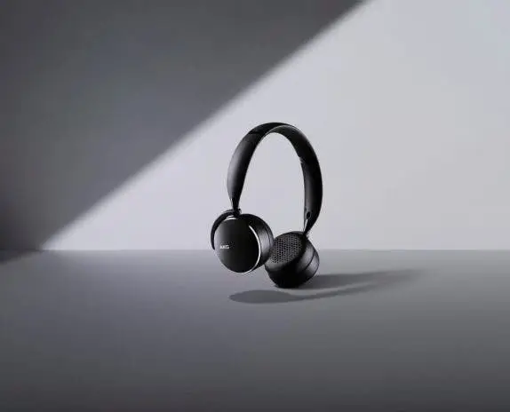 akg y500 e1536989208246