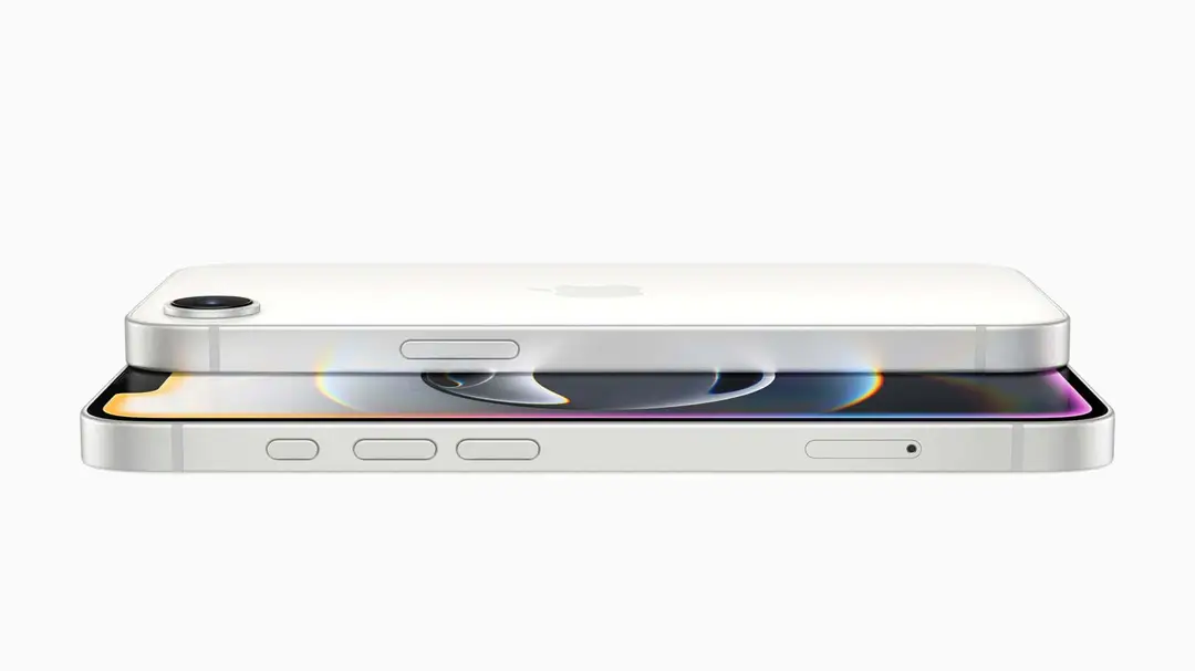 apple iphone 16e 2 up geo 250219 bigjpglarge 2x