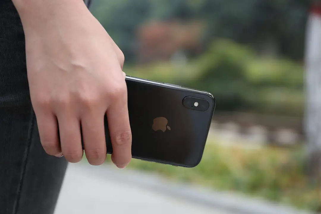 apple iphone a