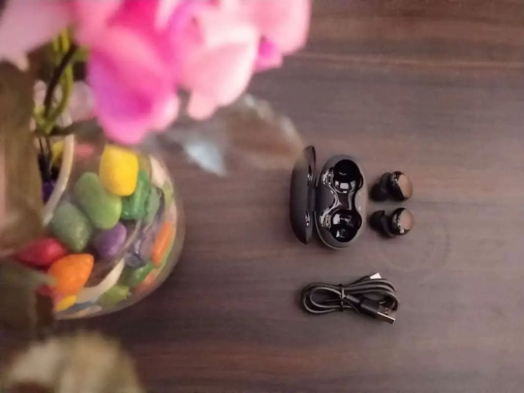 baseus wireless earbuds bluetooth earphones w11 charger buds top view 2