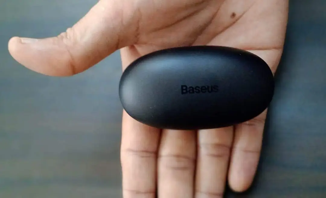baseus wireless earbuds bluetooth earphones w11 compact size