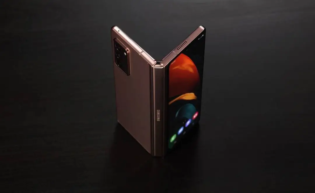 best mobile phones in malaysia in 2022 samsung galaxy z fold 2
