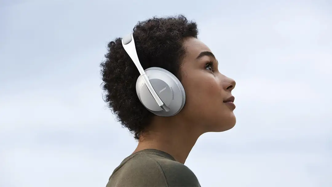 bose 700 airpods max competitor