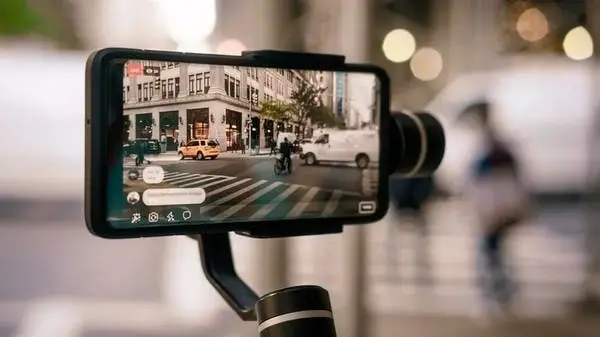 camera 8