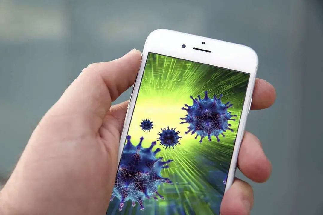 comp iphone virus