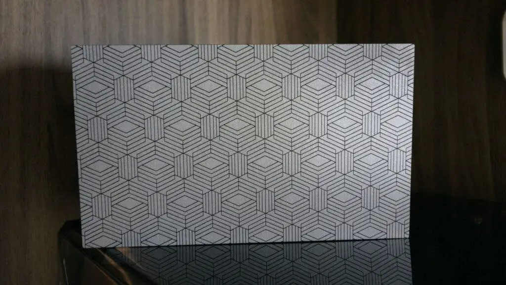 em5u engravedbuildplate 1024x576 1