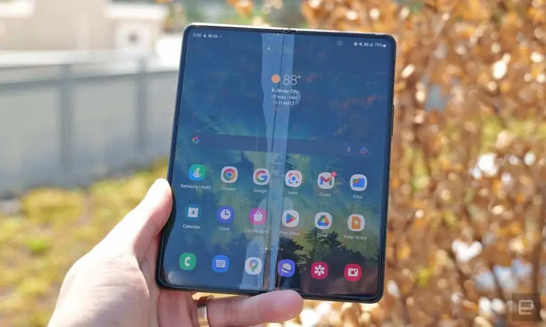foldable phones a