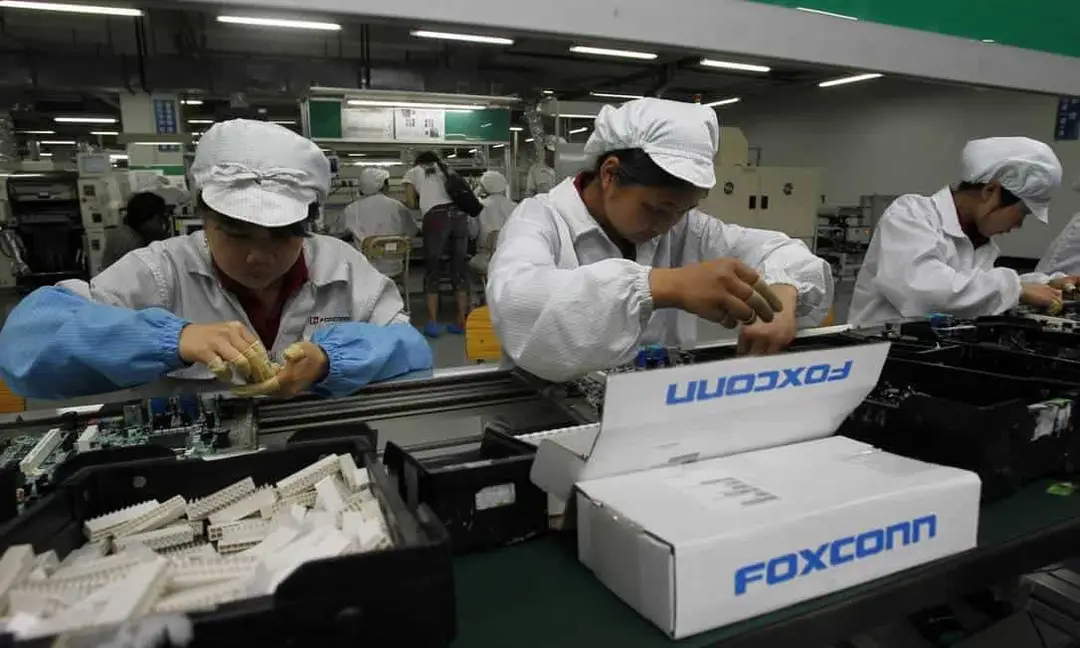 foxconn employees1