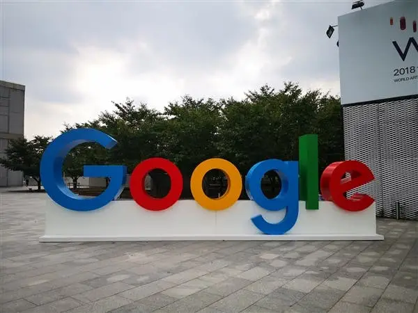 google logo