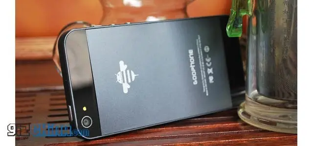 goophone i5 is the worlds first android iphone 5 clone