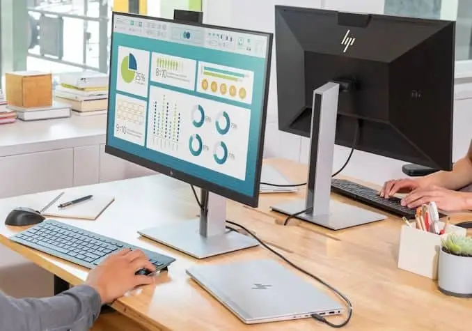 hp e27d g4 qhd advanced docking monitor open office space 678 678x452