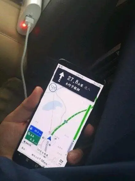 huawei mate 10 pro real life image leak 1