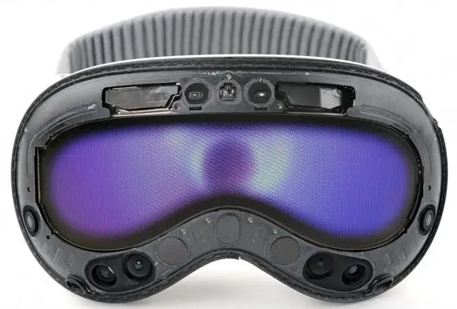 ifixit apple vision pro eyesight display 1