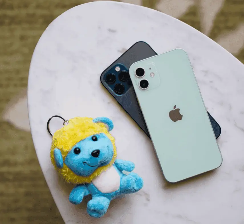 iphone 12 compari