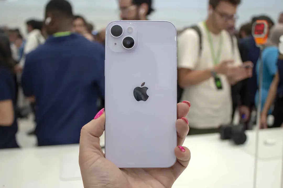 iphone 14 plus scaled