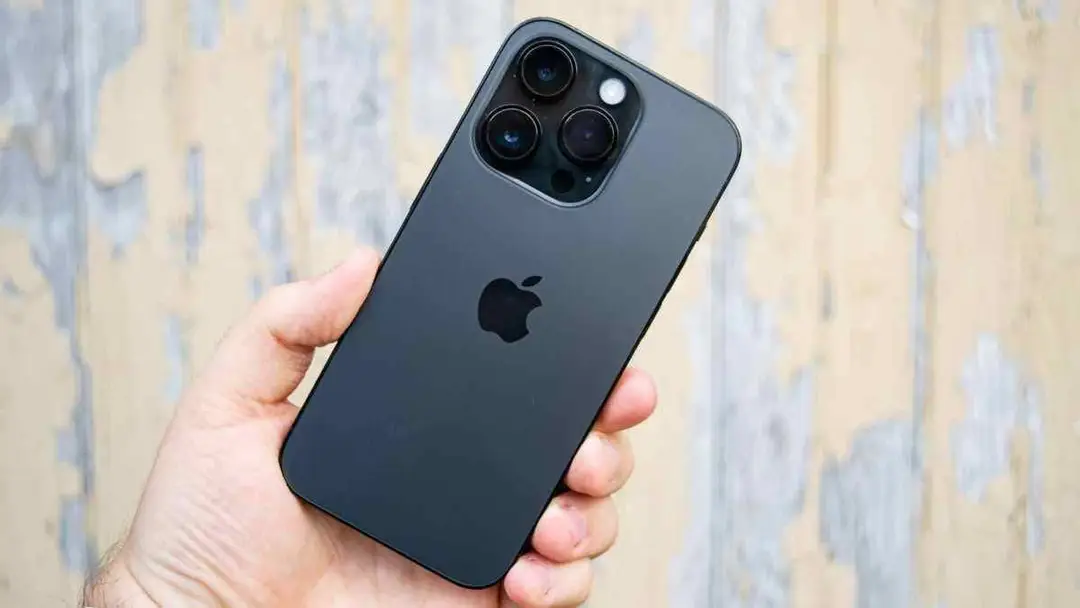 iphone 15 pro sales ftr
