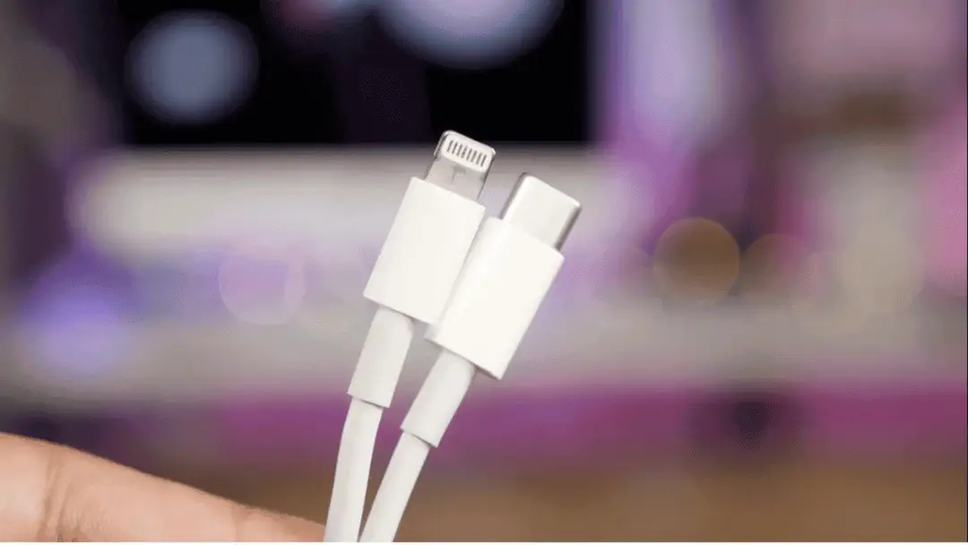 iphone 15 usbc port