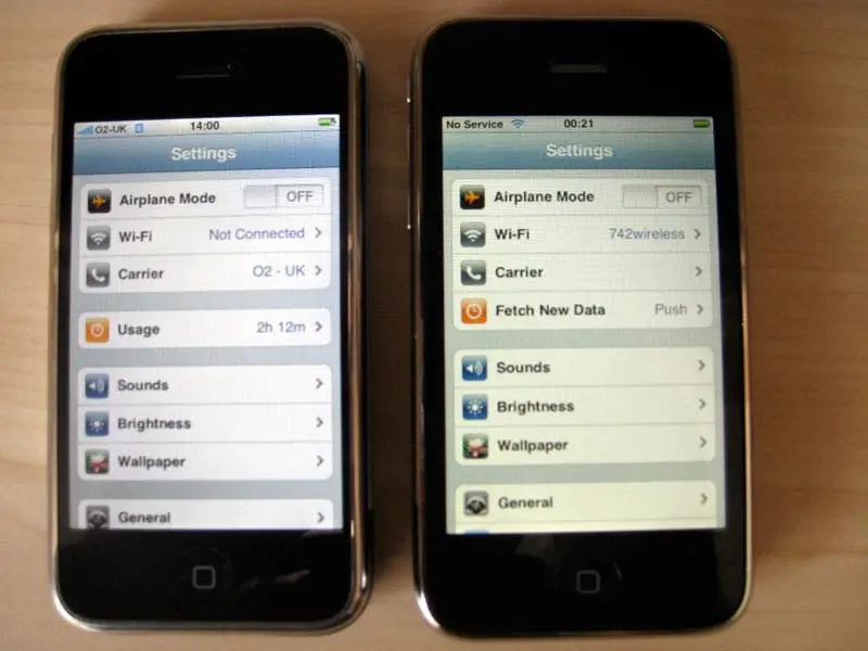 iphone yellow tint