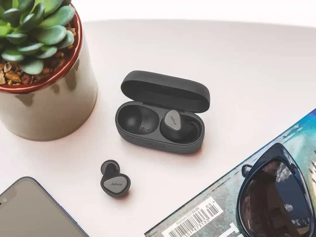 jabra elite 4 black