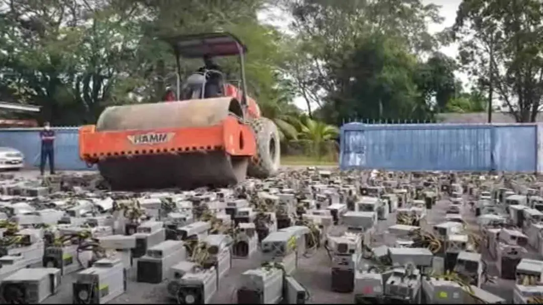 malaysian police bitcoin mining rigs