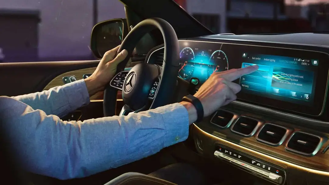 mercede benz mbux