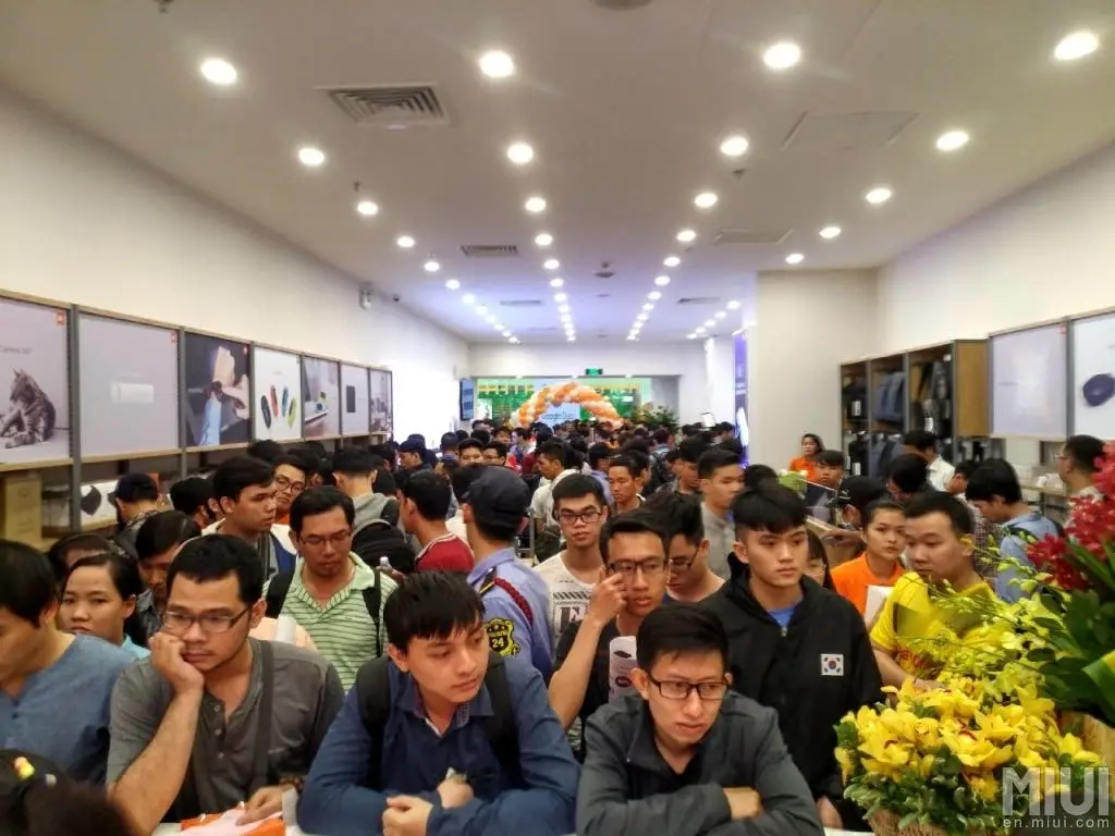 mi store in vietnam a