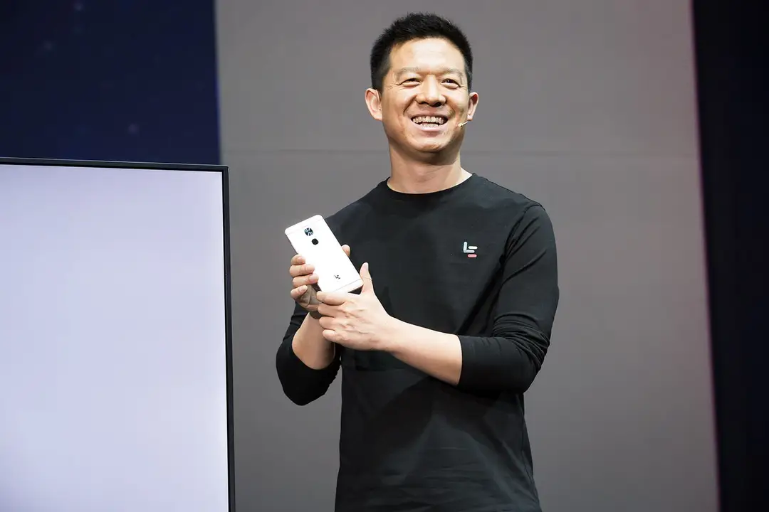 mr jia with phone