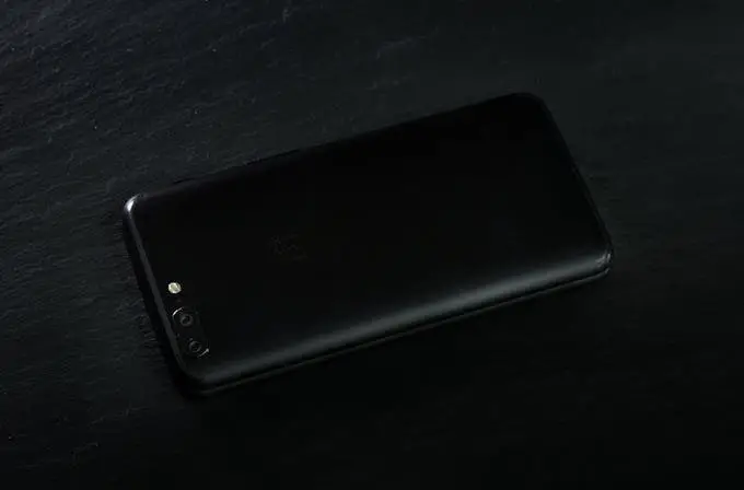 oneplus 5 and 5t
