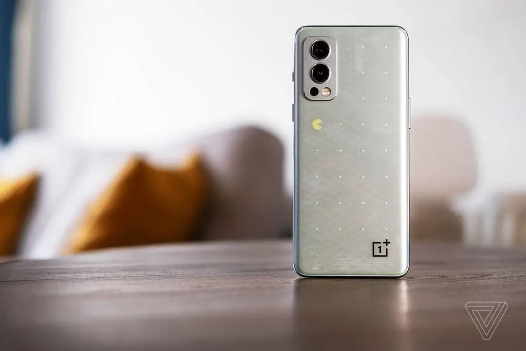 oneplus nord 2 pac man edition