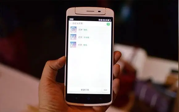 oppo n1 in hand