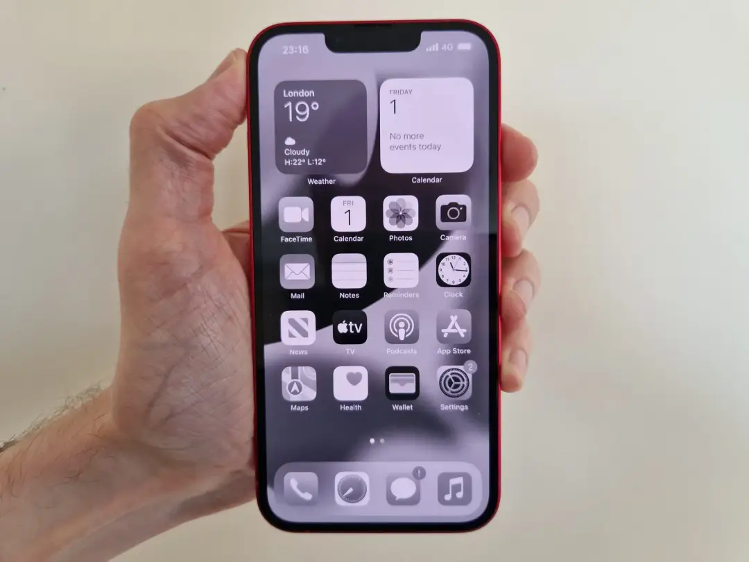 phone grayscale