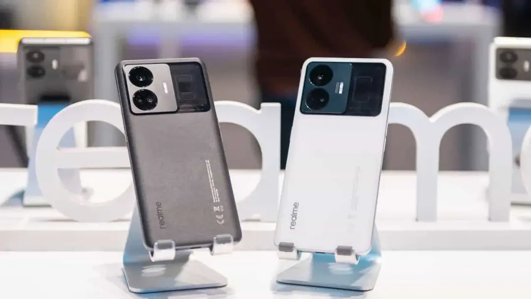 realme gt 3 240w