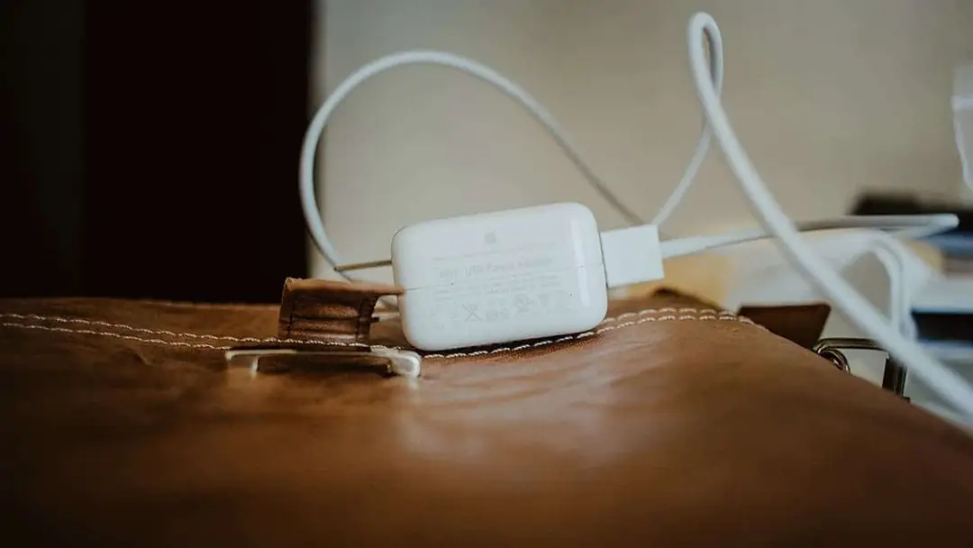 rebecca aldama g gaednyme8 unsplash