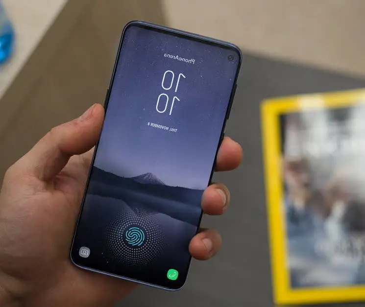 samsungs10display