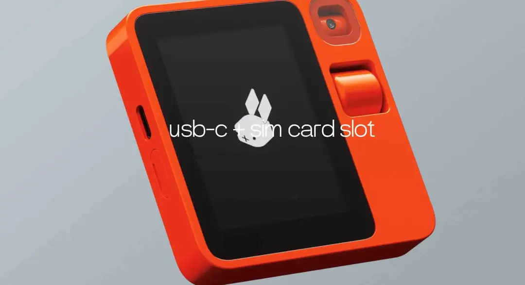 usb and sim card slot of rabbit r1