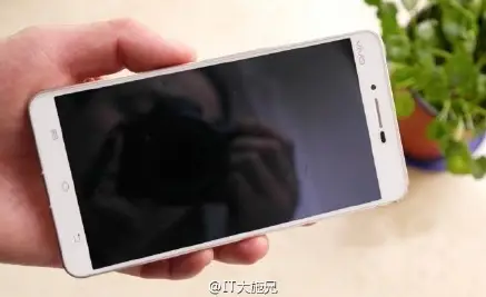 vivo xplay 5s 1