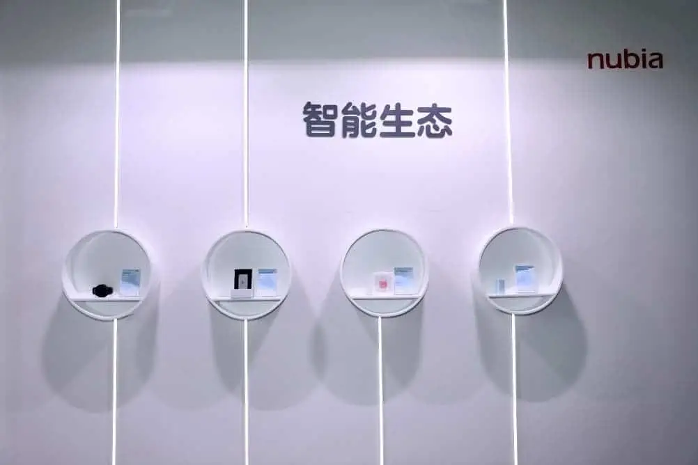 zte b