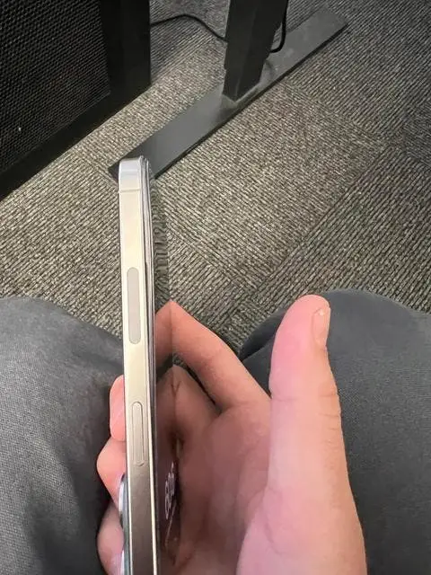 iphone 15 pro battery