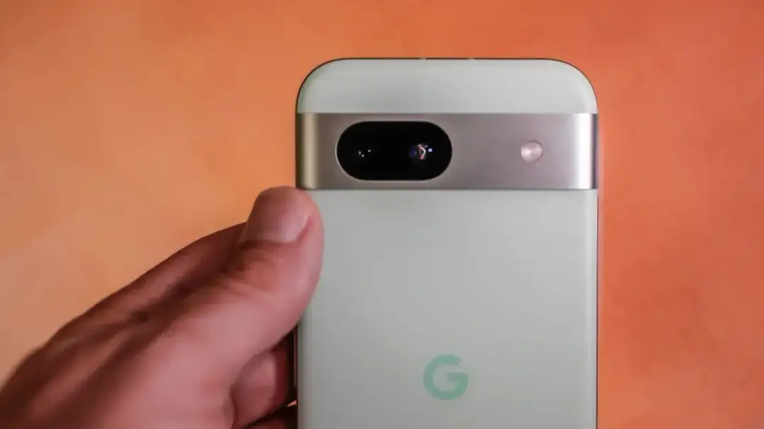 pixel 8a vs 81