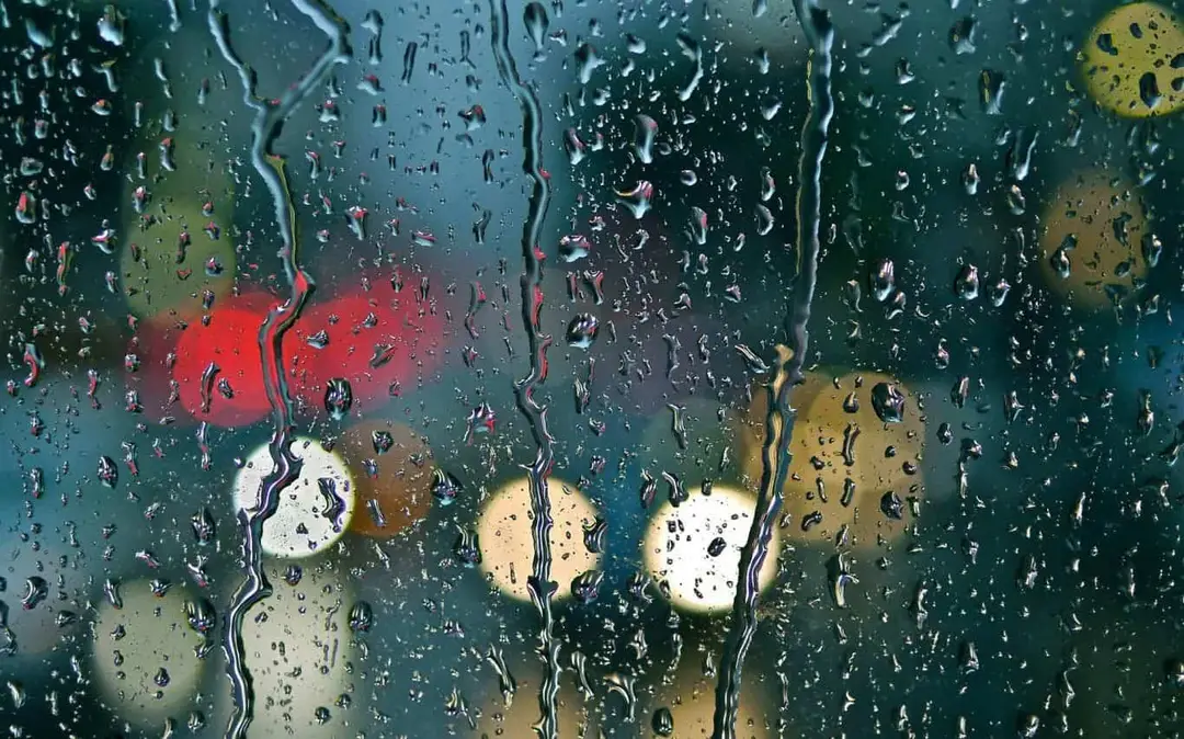 rain in city