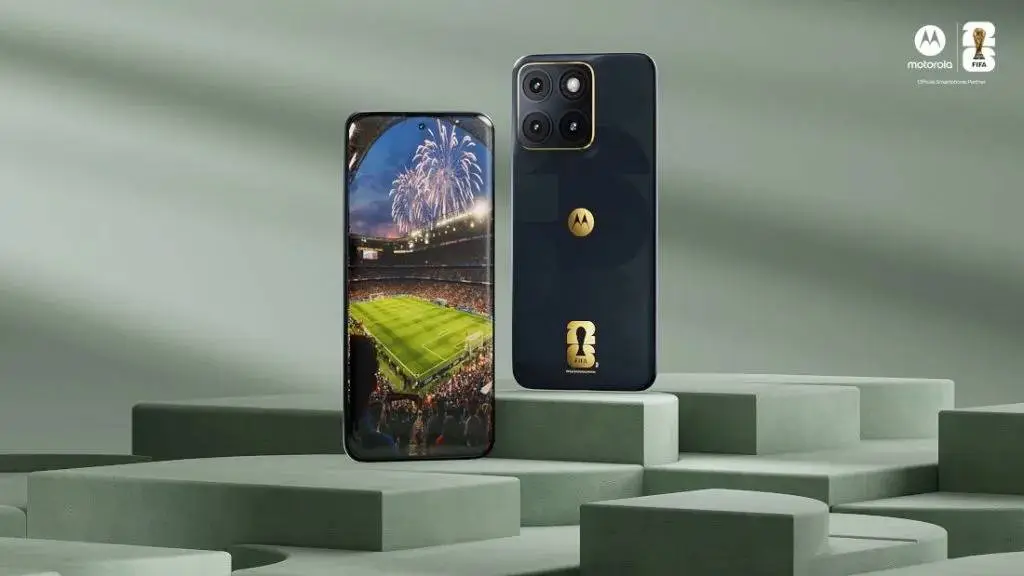 motorola-razr-70-fusion-FIFA-Wor