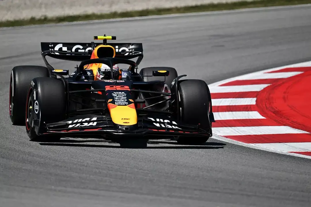 Yuki Tsunoda driving the RB21 in Spain