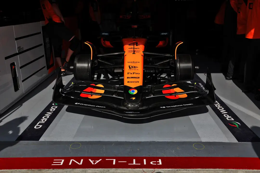 Mclarens oude voorvleugel specificatie