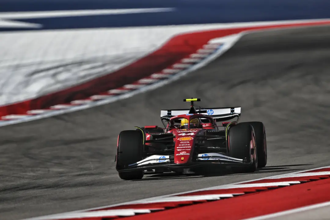 hamilton-ferrari-us-gp-f1