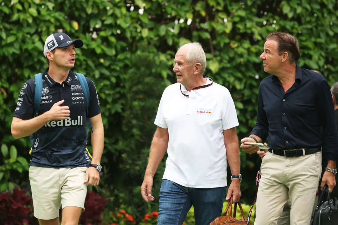Max-Verstappen-helmut-marko-raymond-vermeulen-in-austin
