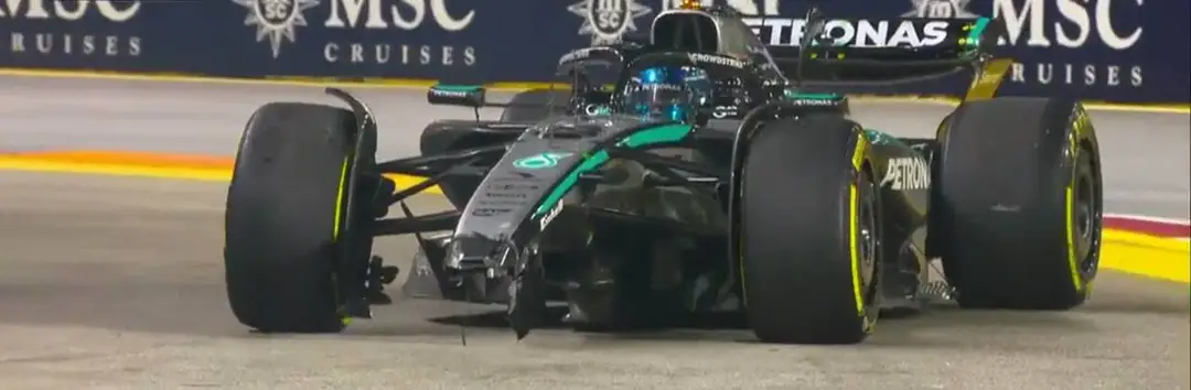 De crash van Russell in beeld - Foto: Formula 1
