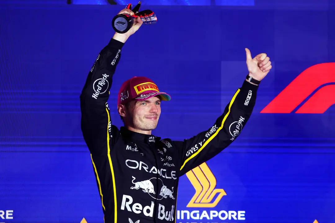 Max Verstappen-podium-Singapore