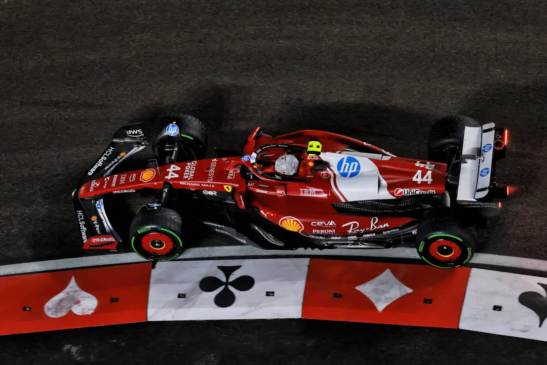 Hamilton-Ferrari-Las Vegas-RacePictures