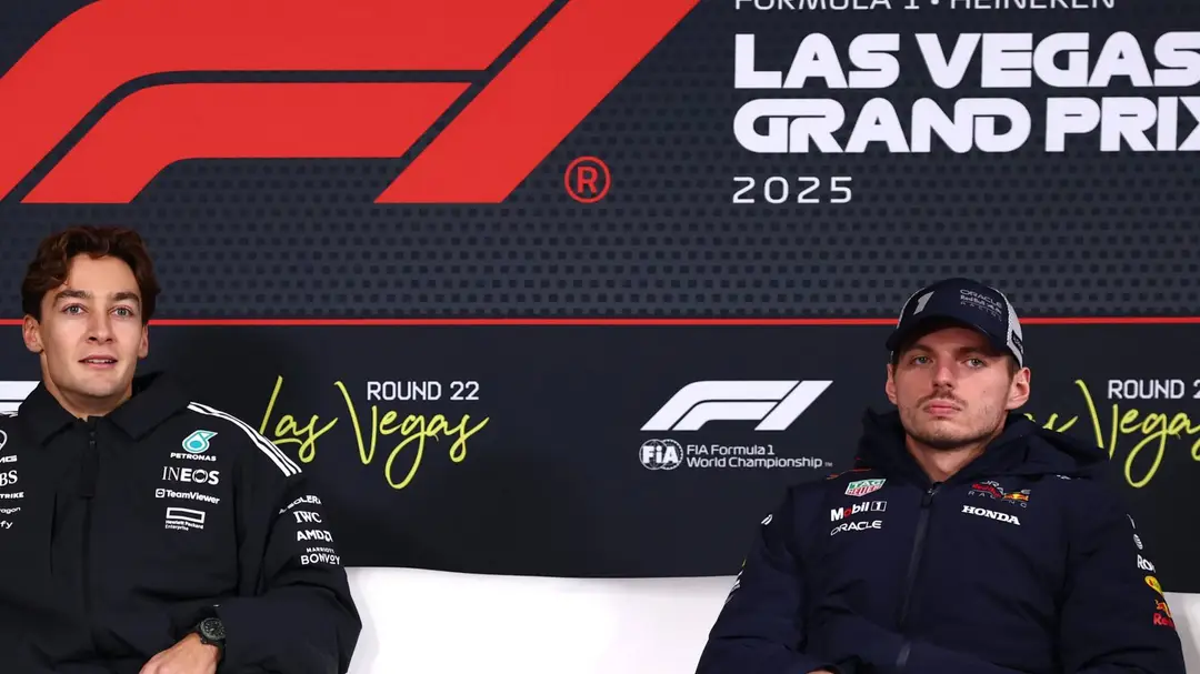 Max Verstappen-george russell-las vegas-mercedes-red bull-Red Bull Content Pool-jPEG